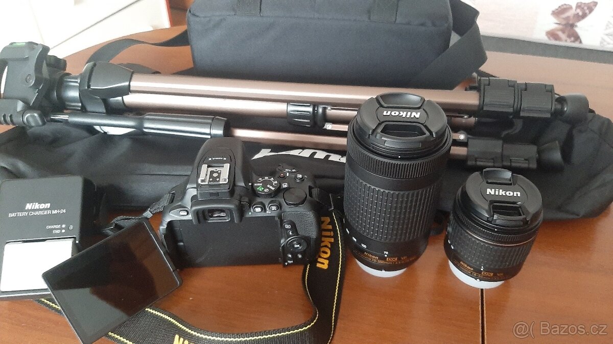 Nikon D5600 + 2x objektiv + stativ + brašna Nikon - 3