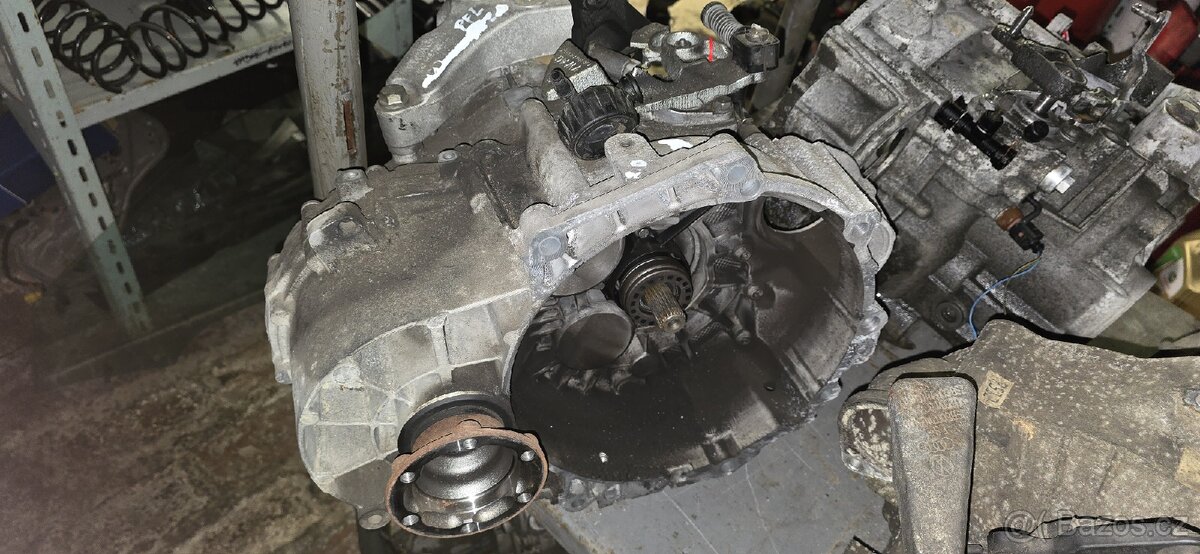 Škoda Octavia III převodovka kód PFL - 3