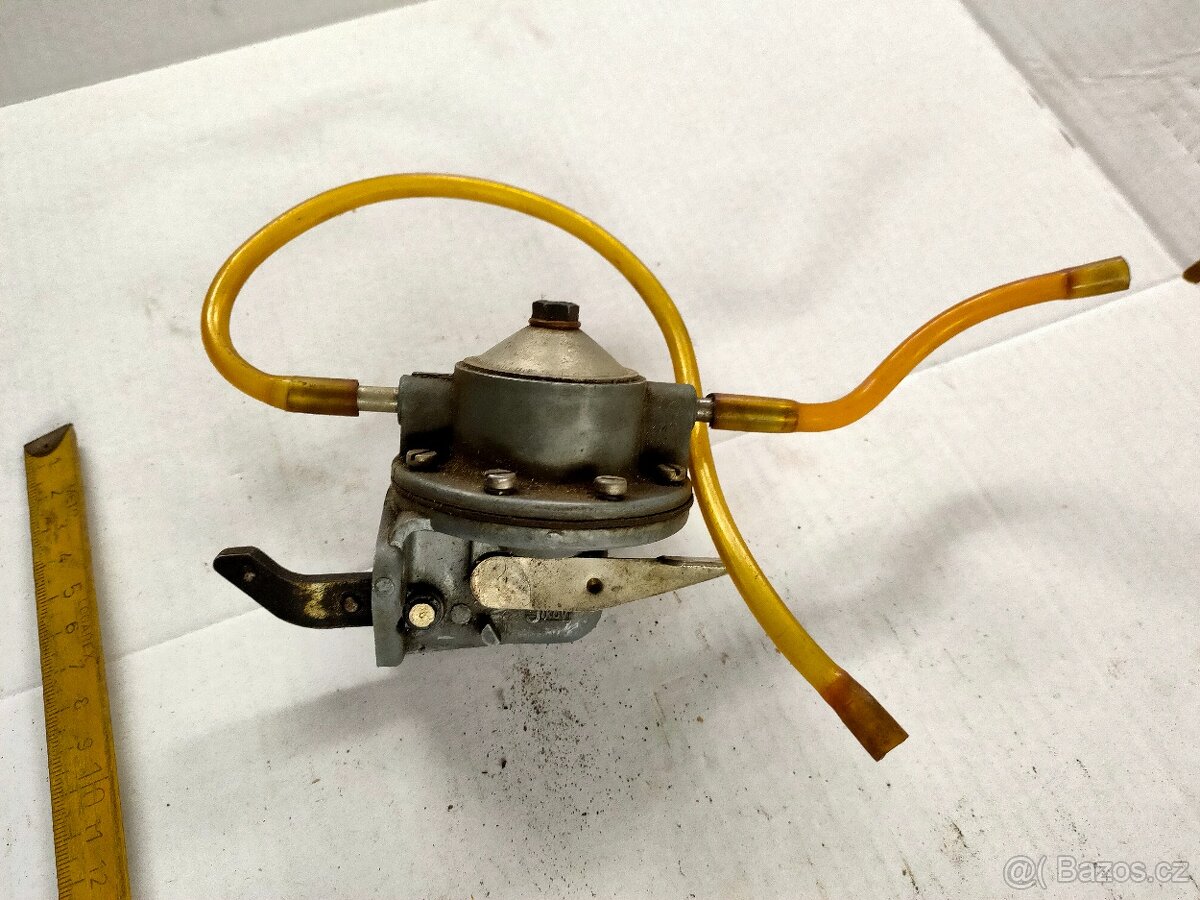 Benzínová pumpa/čerpadlo škoda 102/120 - 3