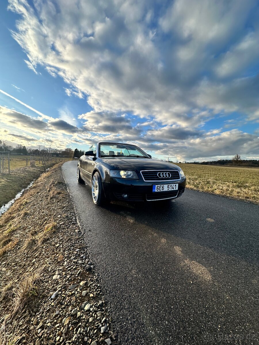 Audi a4 cabrio 2.4 v6 top stav - 3