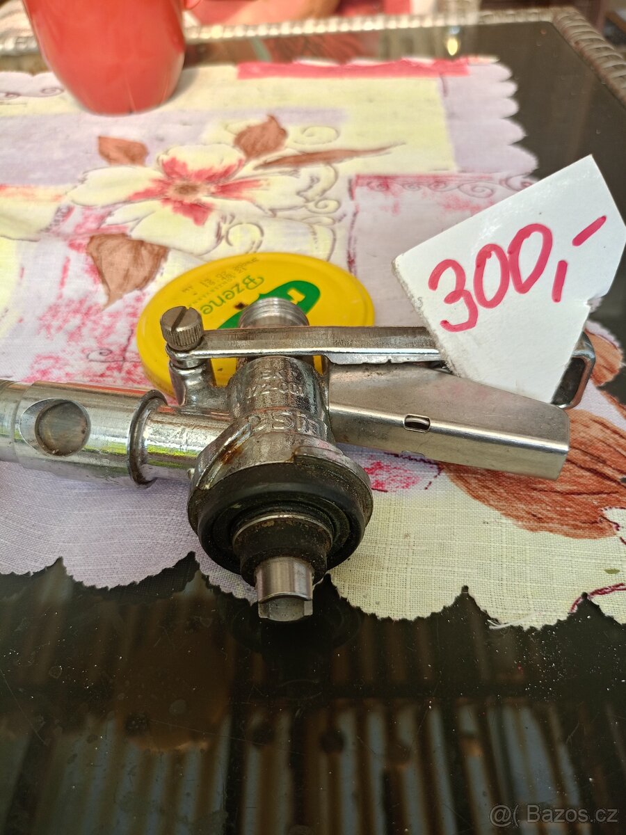 Narážeče a budíky - 3