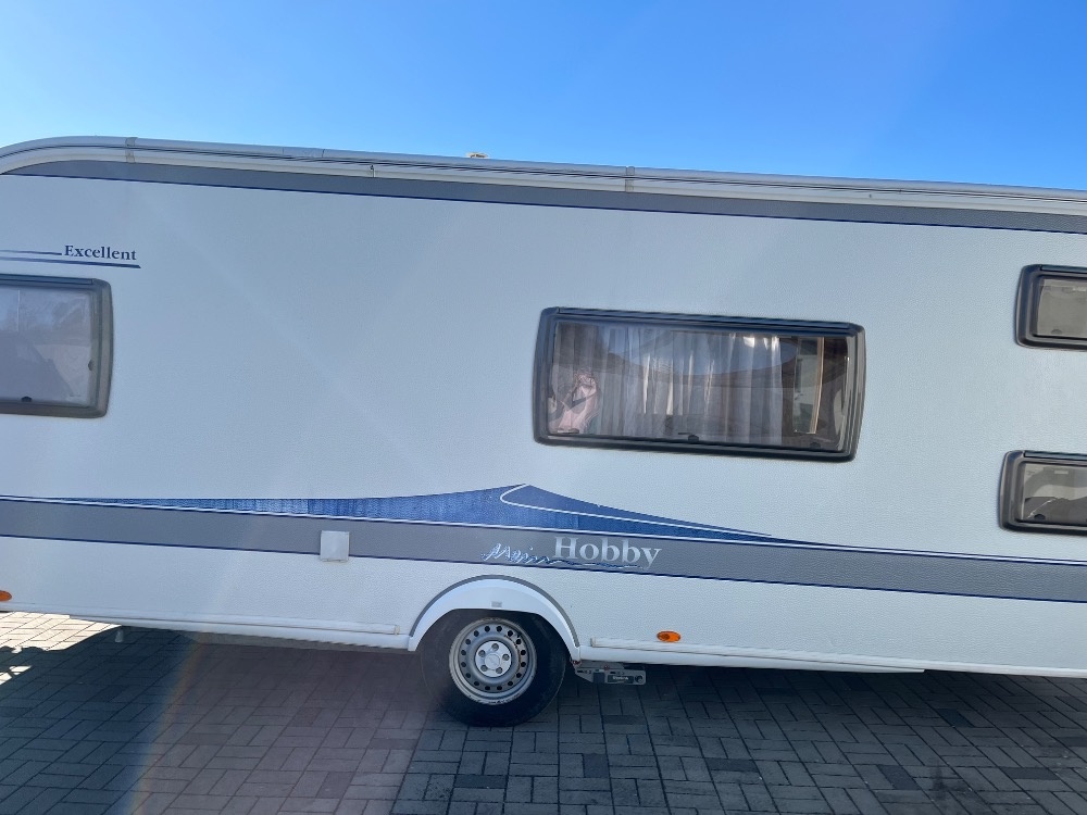 Prodám karavan Hobby 540 KMFE Excellent , r.2011 - 3