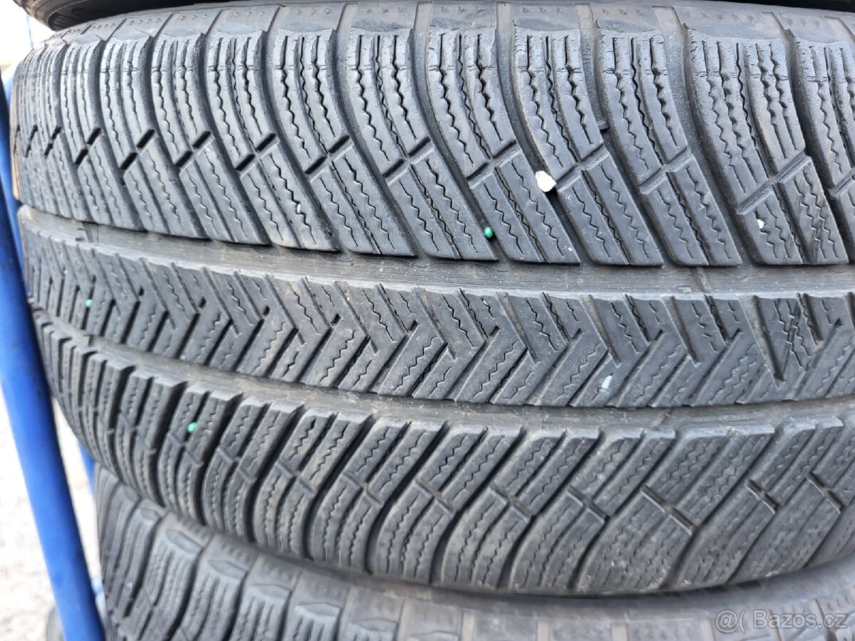 255 40 20" 101V Michelin Alpin - 3