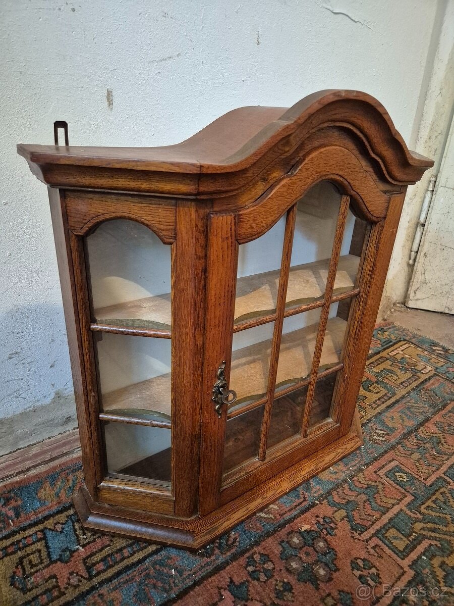 Starožitná nástěnná dubová vitrína - 3