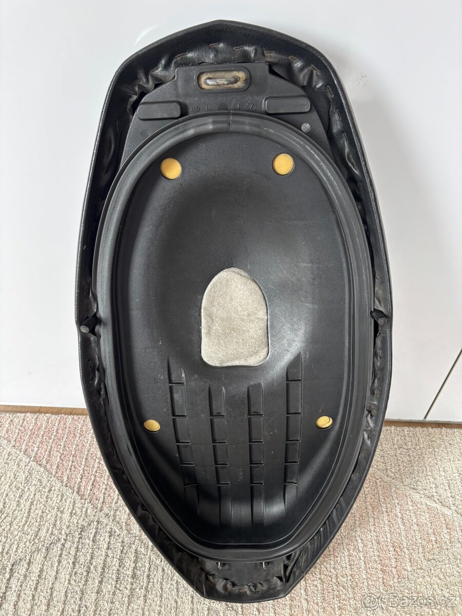 Sedadlo Yamaha Cygnus - 3