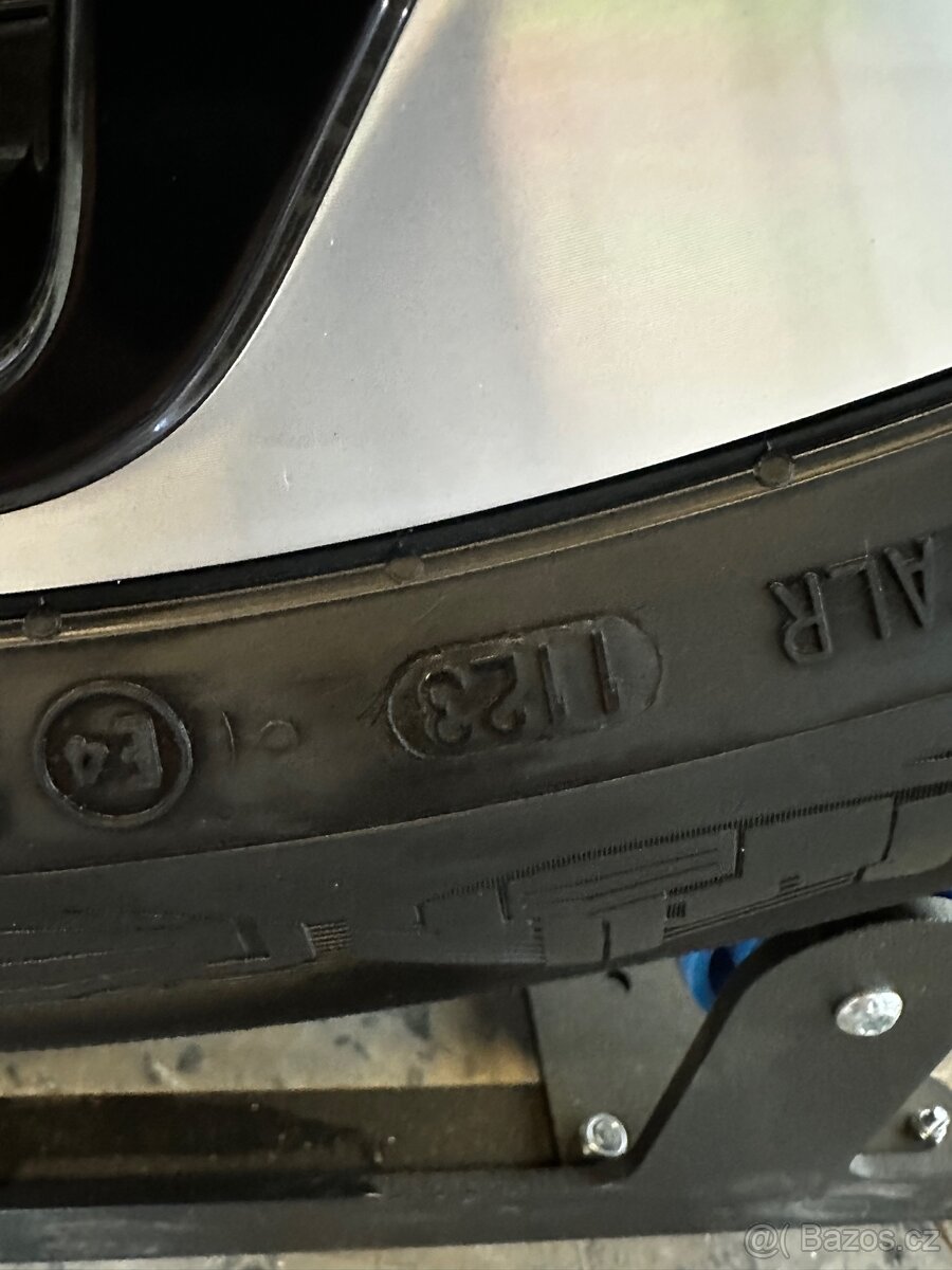 Alu kola 5x112 r19 s pneu (zr31) - 3