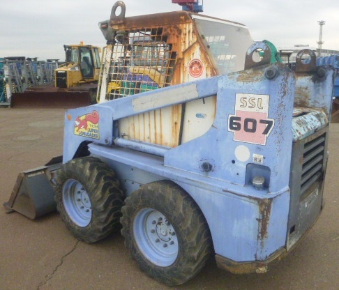 Nakladač Bobcat TCM 607 - 3