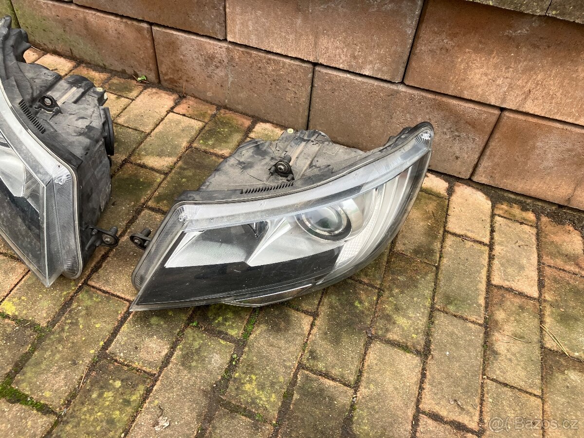 ŠKODA SUPERB II FACELIFT-PŘEDNÍ KOMPLETNÍ SVĚTLOMETY - 3