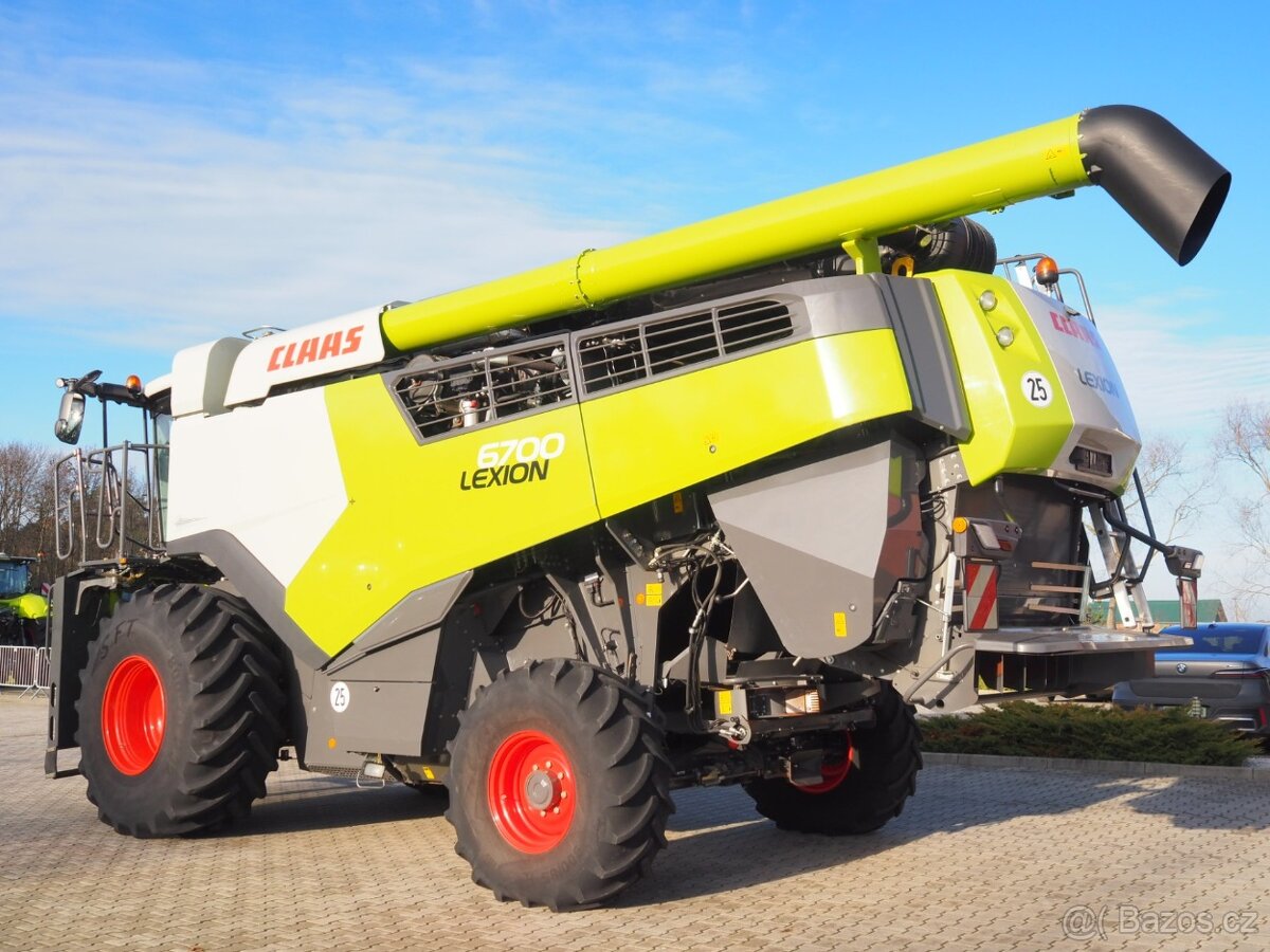 CLAAS Lexion 6700+V930 - 3
