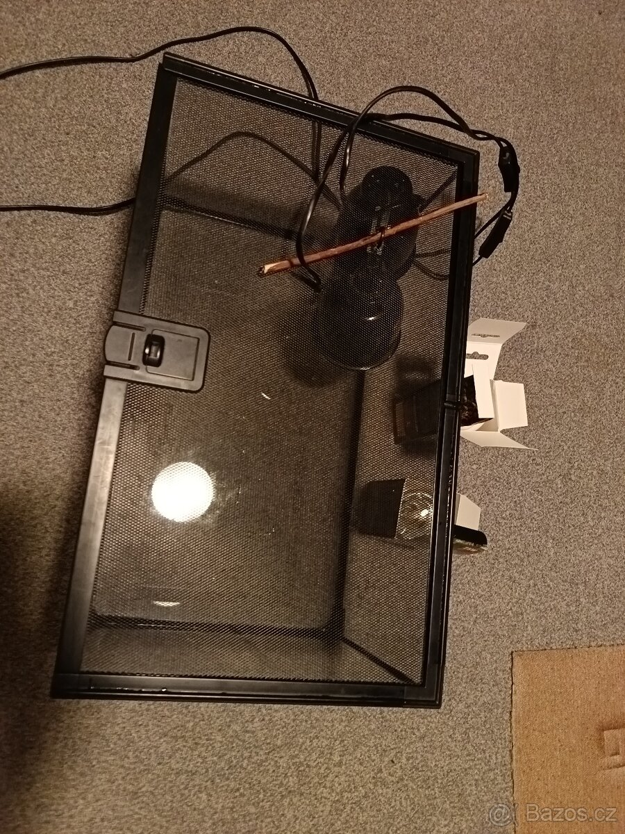Prodám terárium 60×30×30 - 3