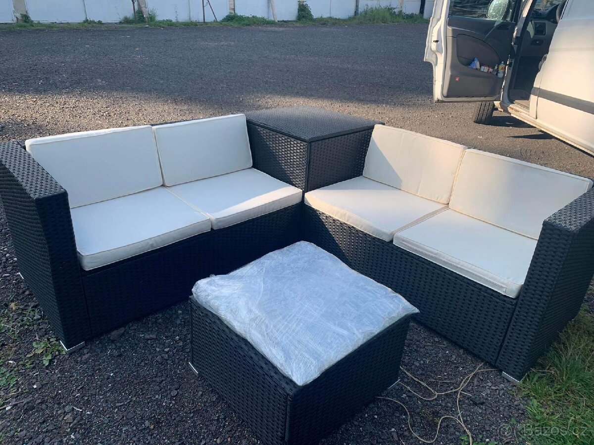 Nová černá ratanová sestava s úložným boxem - 3