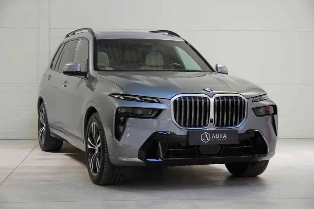 BMW X7, 40i,M-paket,ČR,DPH,HUD, - 3