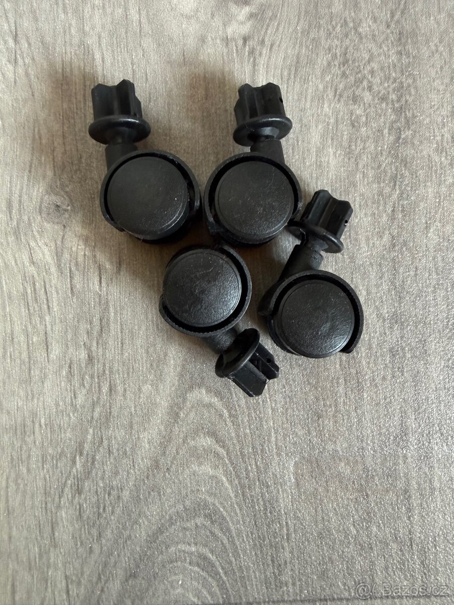 Úložný vozík/poličky - 3