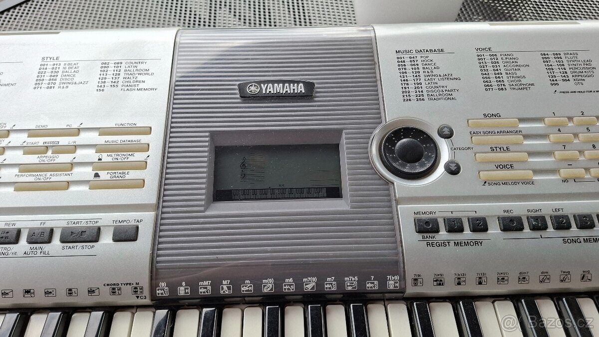 YAMAHA PSR 403 - 3