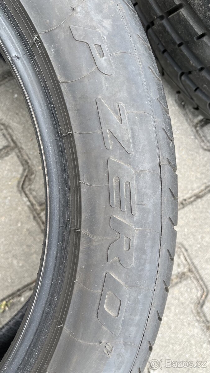Letní pneu PIRELLI P ZERO MO 235x50 R19 99W - 999 Kč/2 ks - 3