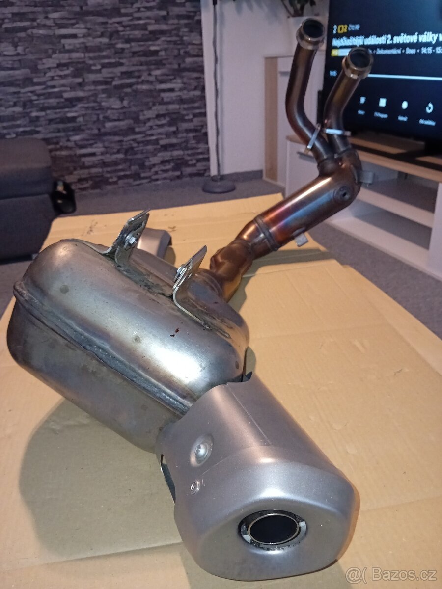 Yamaha MT-07 originální výfuk - 3