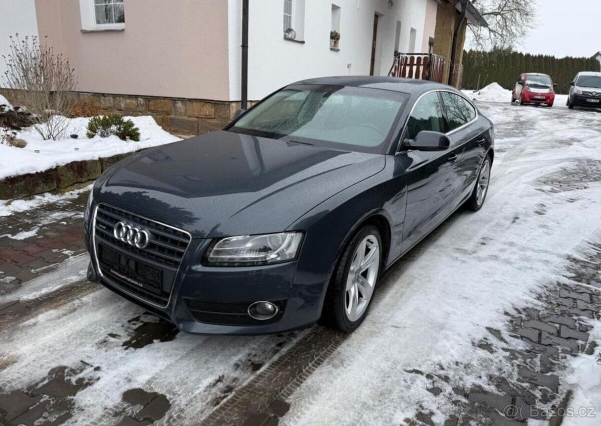 Audi A5 2,0TFSi/155kw qauttro serviska benzín - 3