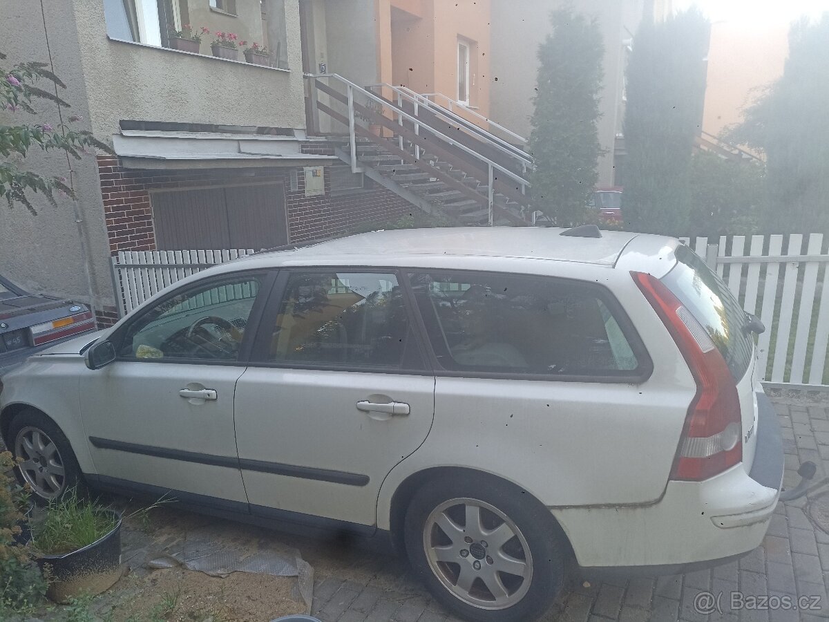 Volvo V50 automat 2.4 103 kW - 3