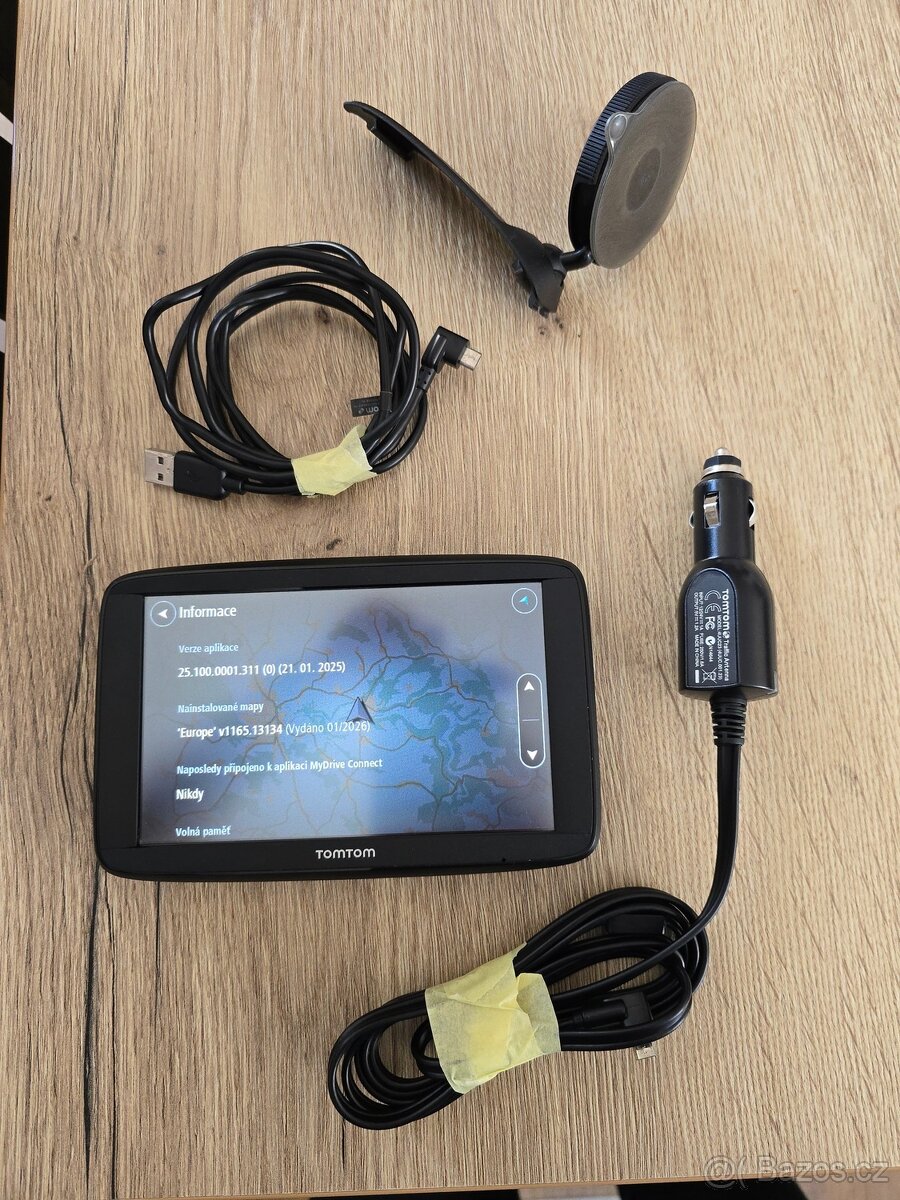 Atuo Navigace TomTom VIA 62 - 3