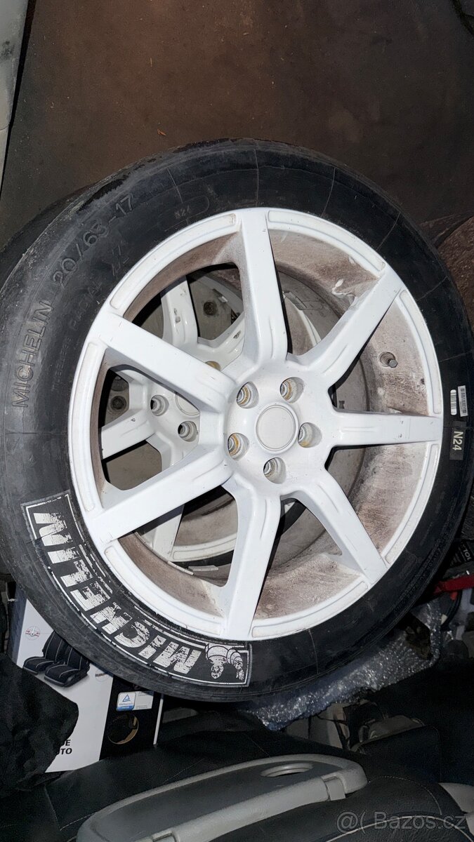 5x100 r17 + slicky Michelin - 3
