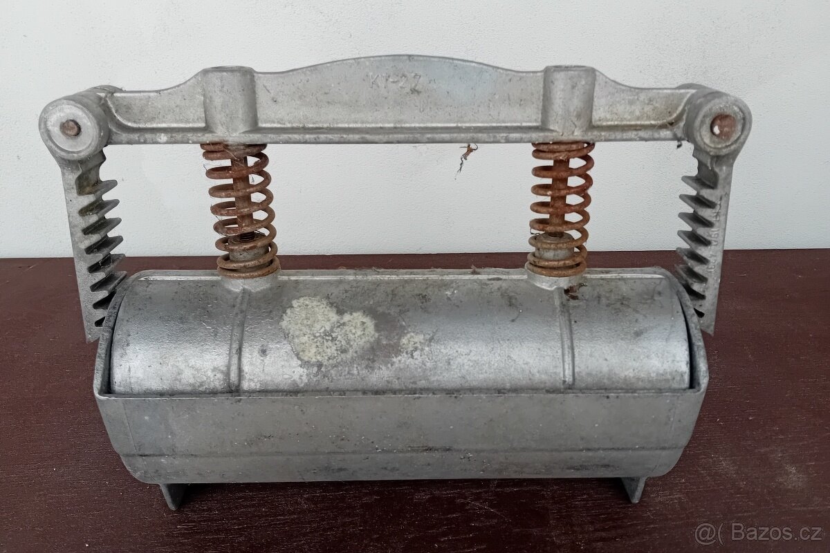 Forma na paštiku,debrecínku - 3