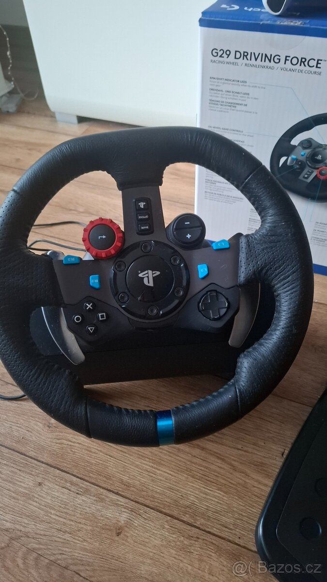 Logitech G29 Driving Force - 3