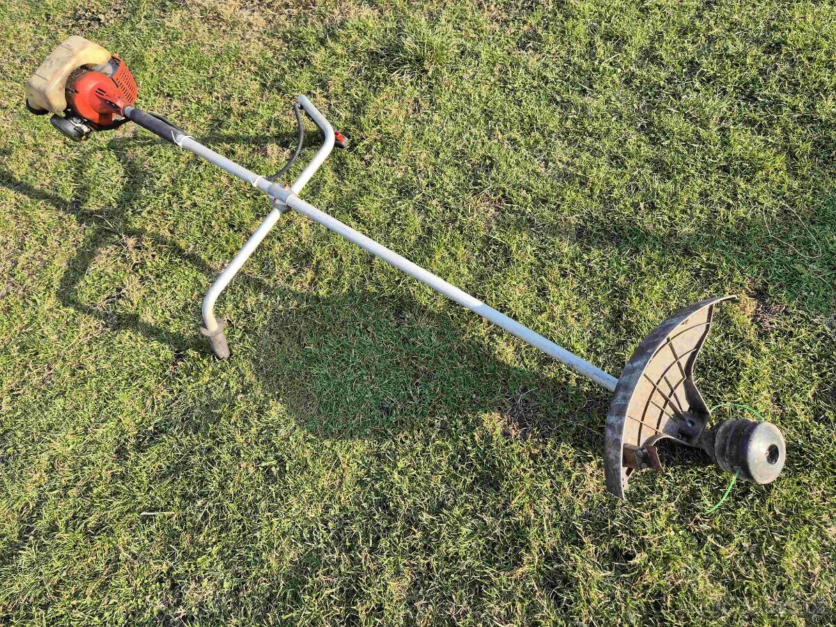 Křovinořez Sovereign - 3