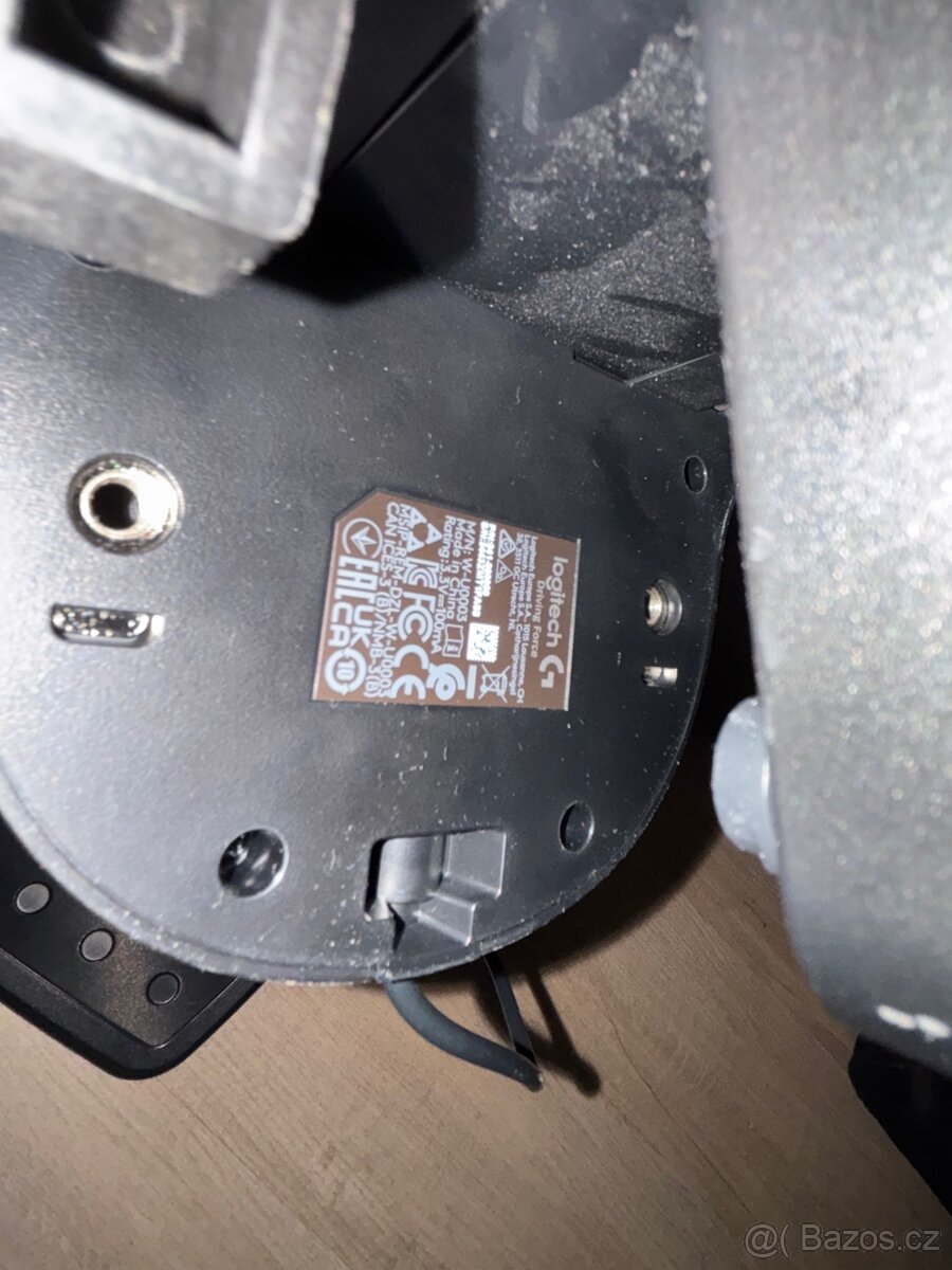 PS volant Logitech G29 Driving Force + páka Shifter - 3