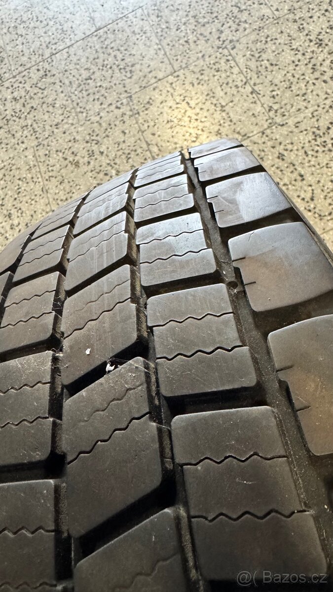 MICHELIN REMIX XDE2 215/75 R17,5 126/124M 1 - 3