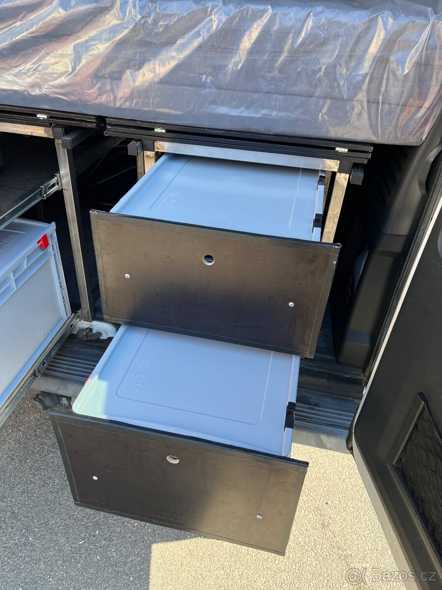 Vestavba do dodávky / camper set – postel + úložný prostor - 3