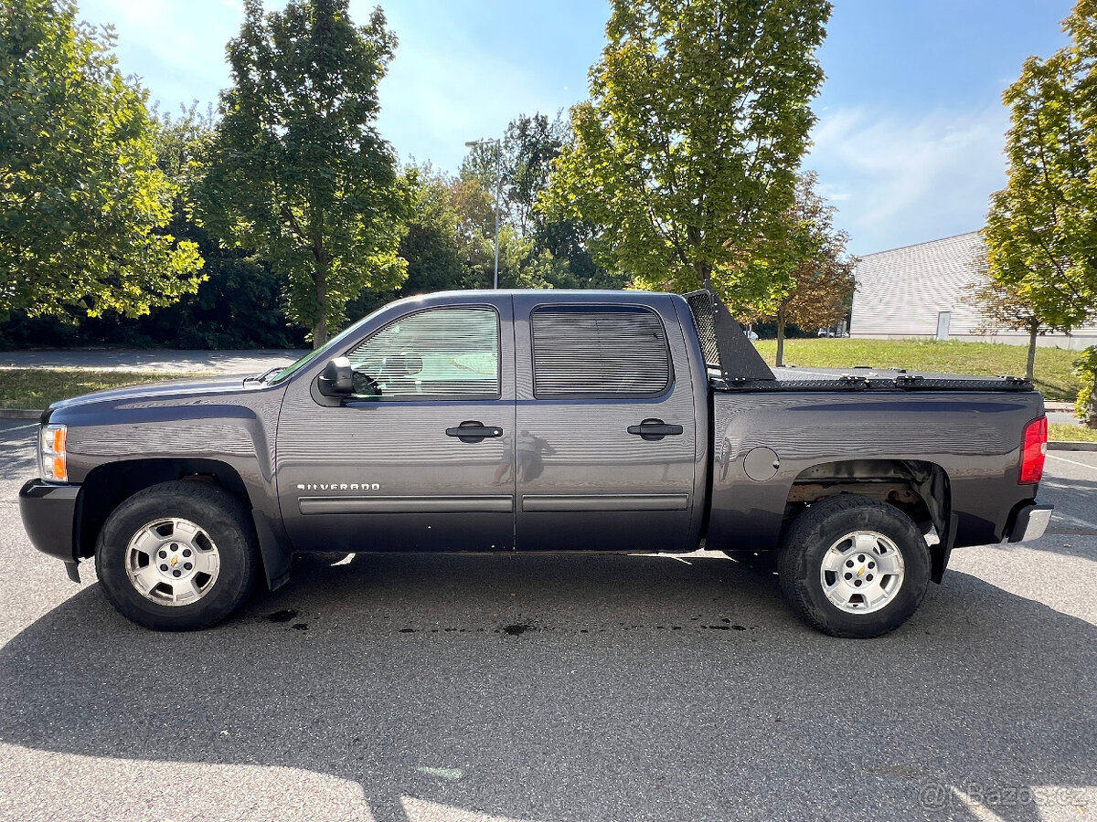 Chevrolet Silverado 5.3 V8, 4x4, LPG, tažné 3500 kg