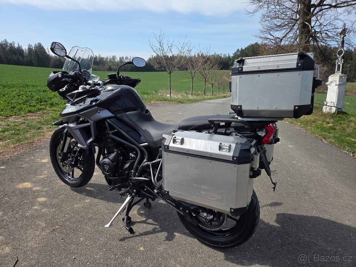 Triumph Tiger 800 XR