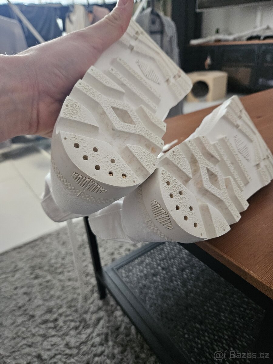 Bílé pánské high tenisky / plátěnky Palladium vel. 46 - 3