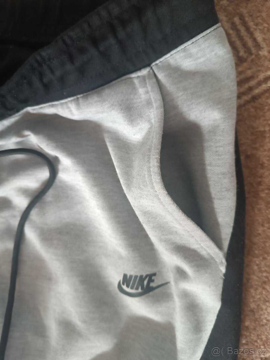 Kalhoty (tepláky) tech fleece velikost M Zn .Nike - 3