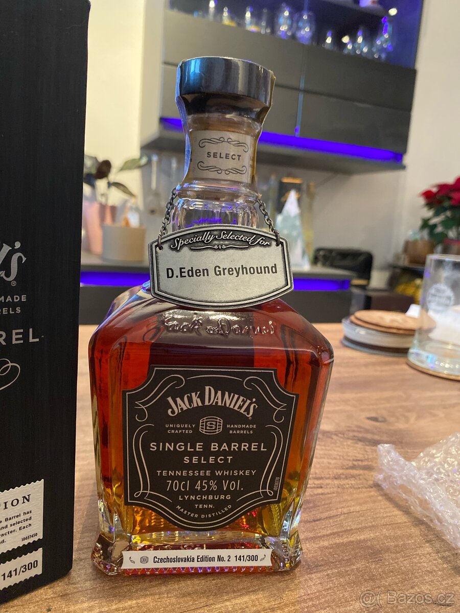 Jack Daniels SB Czechoslovakia Editon No. 2 - 3