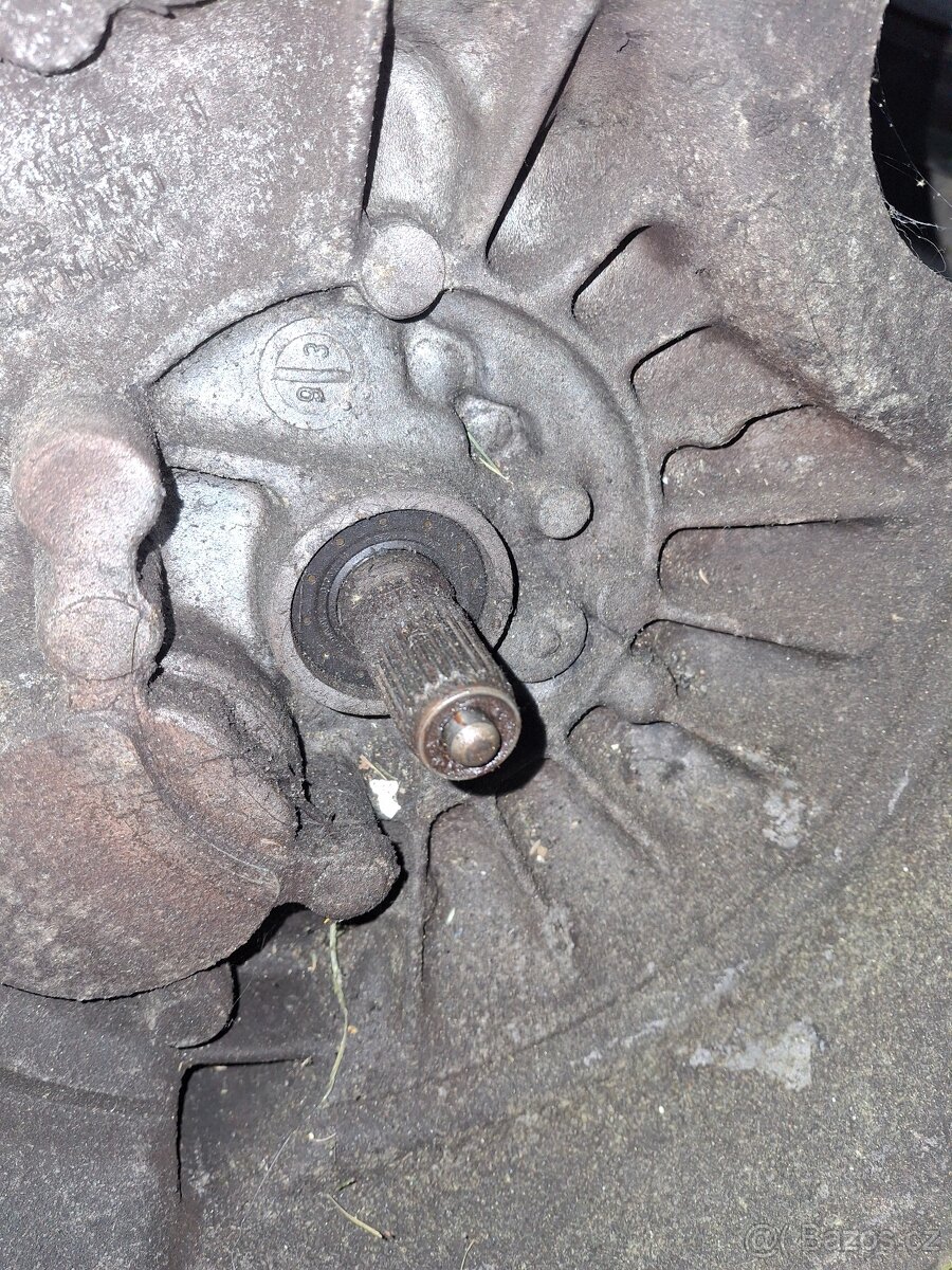 Golf mk2 prevodovky 2kusy - 3