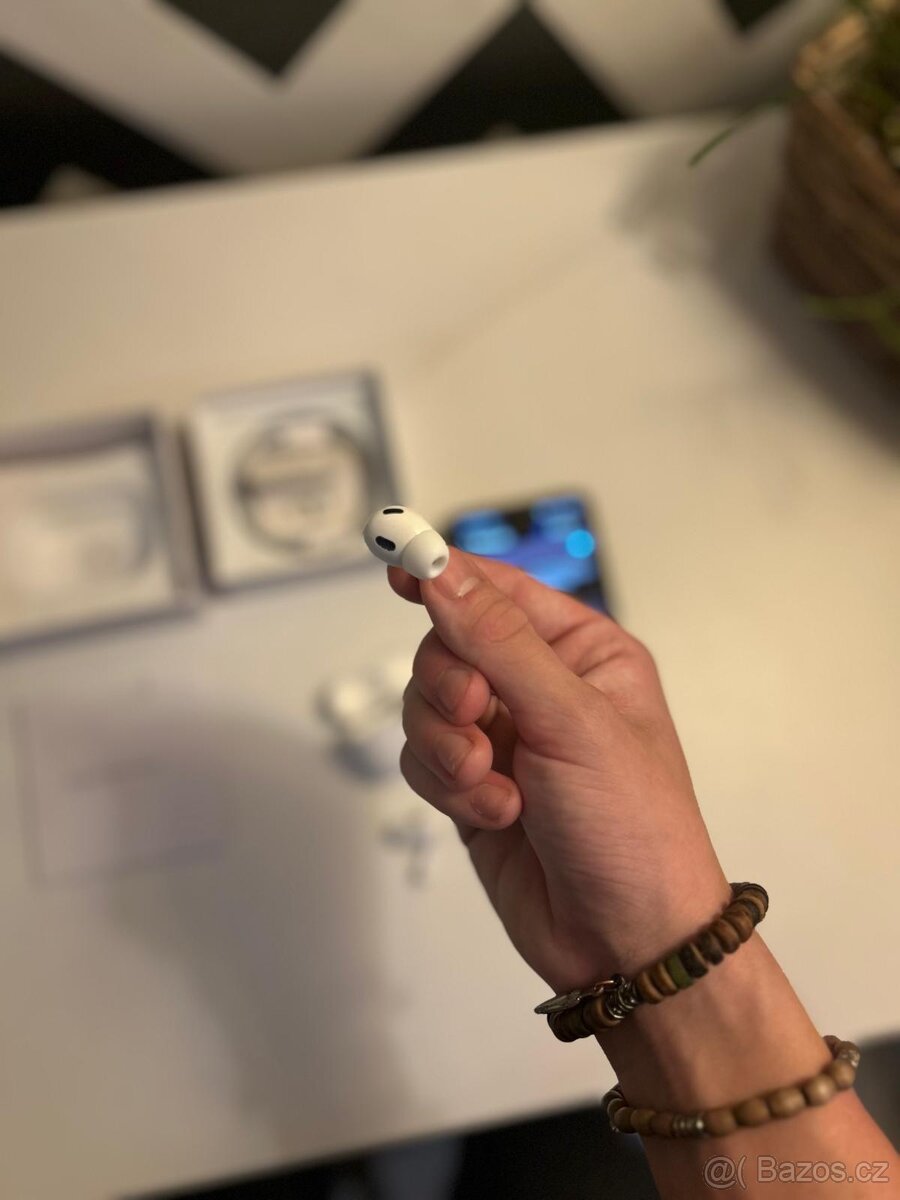 AirPods pro 2 - 3