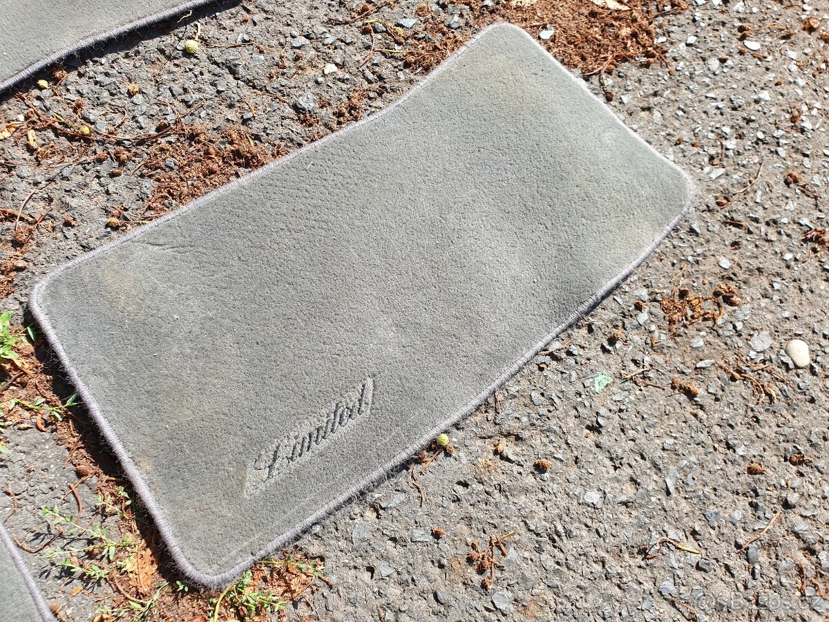 Originální koberečky Ford Explorer Limited - 3