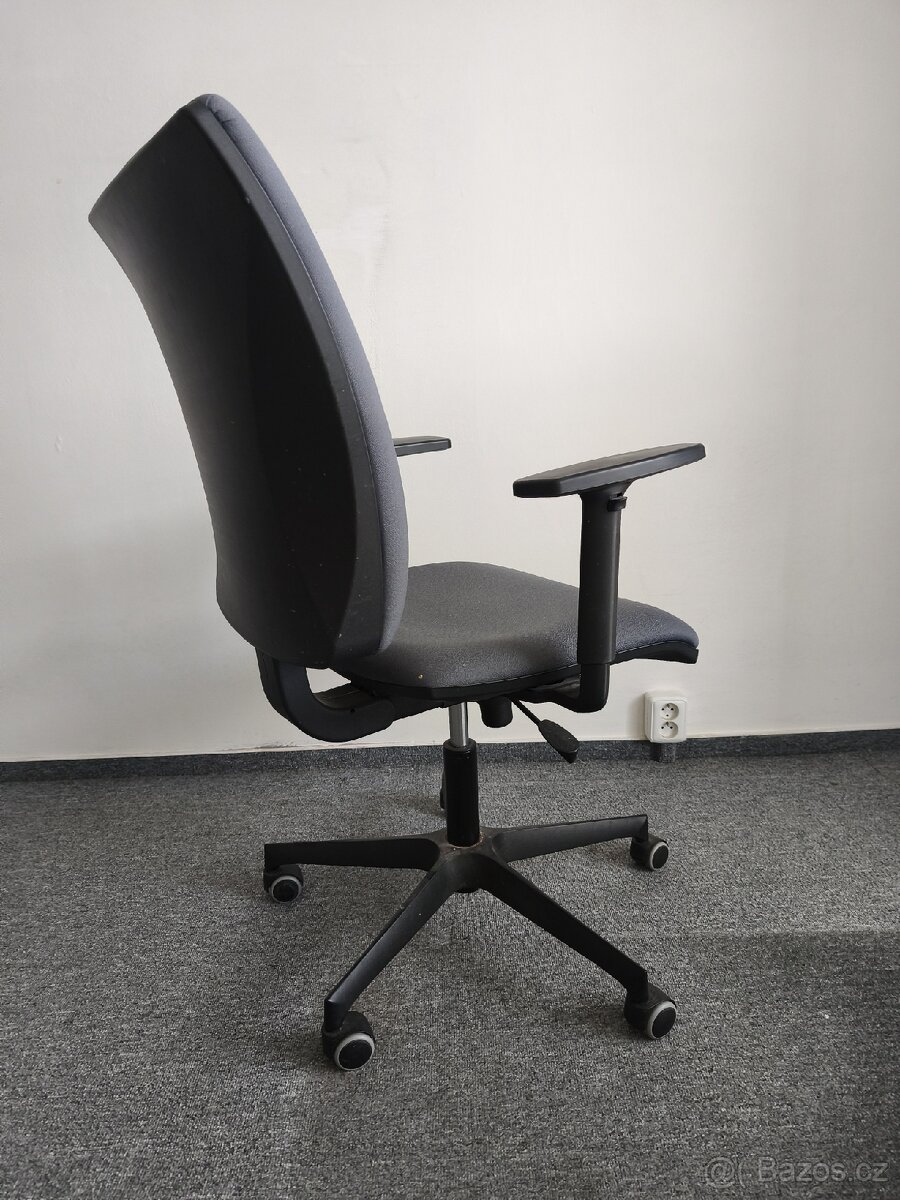 Kancelářská židle. - 3
