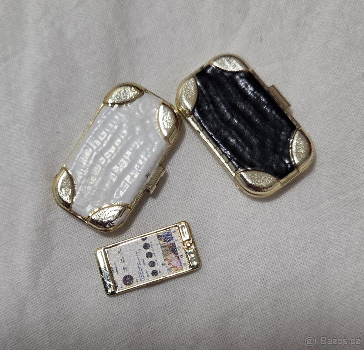 Doplňky od sběratelských panenek Barbie - 3