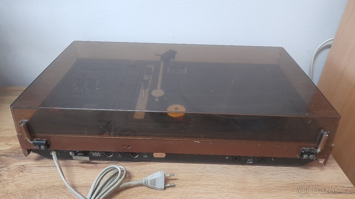 Gramofon Tesla NZC-160 - 3