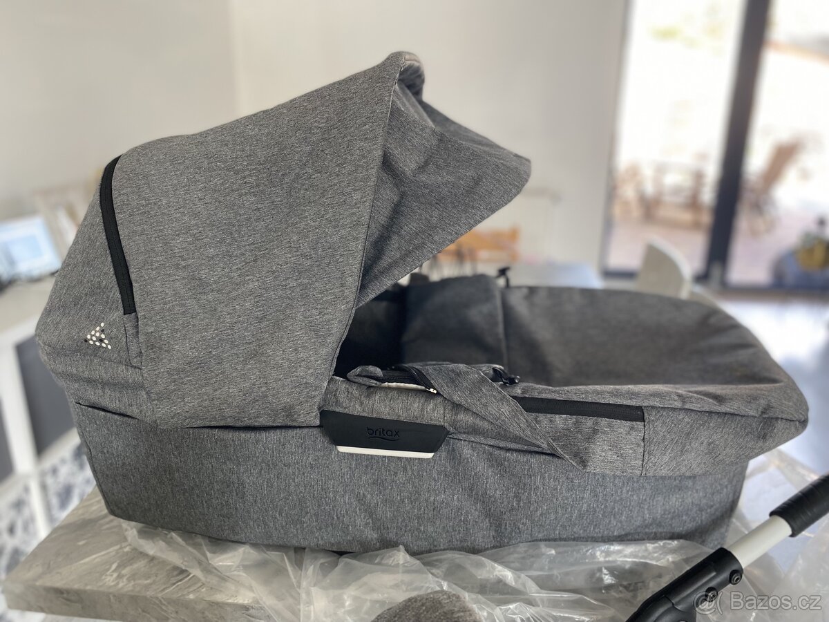 Kočárek Britax - 3