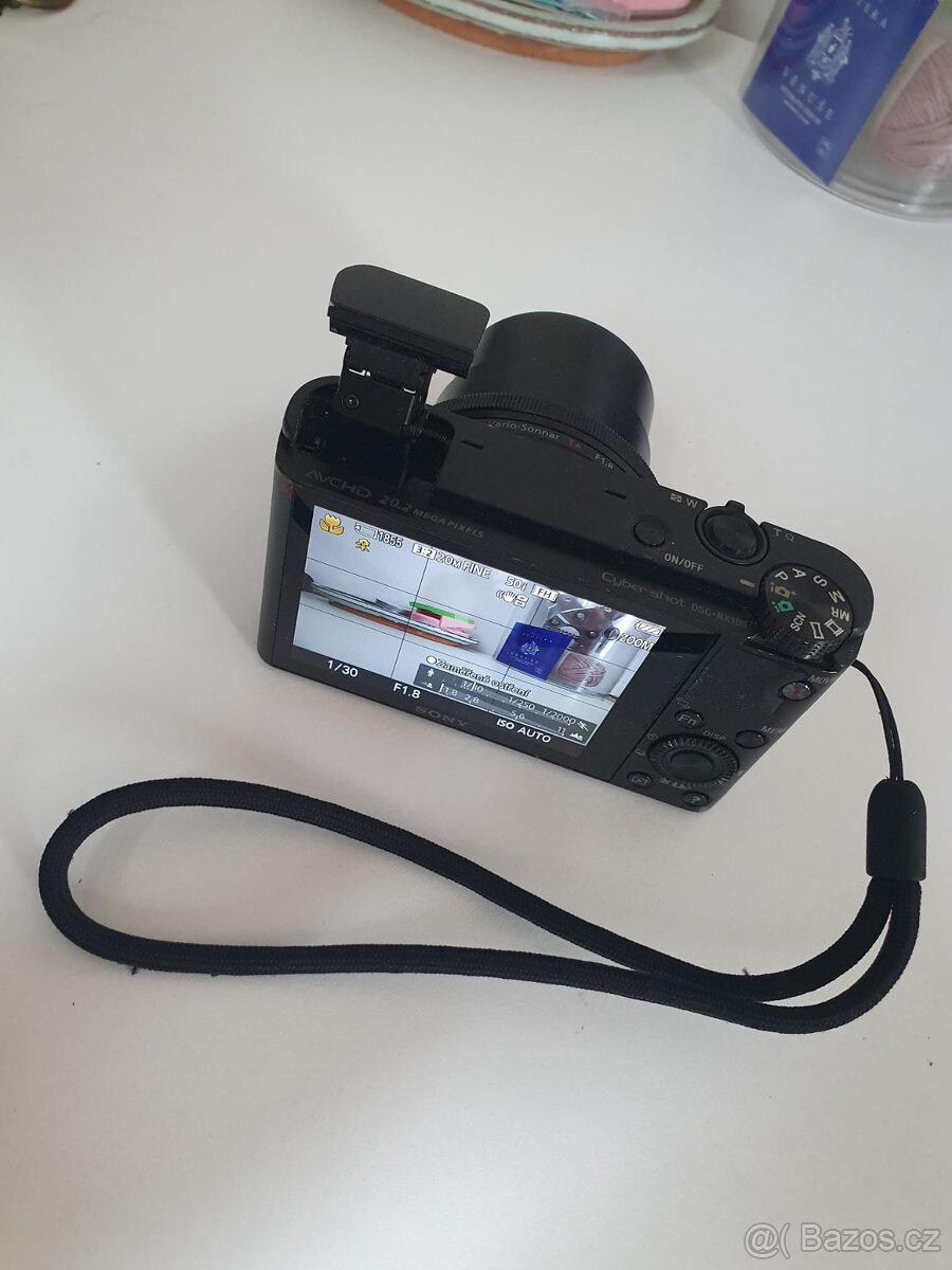 Sony RX100 Mark I - 3