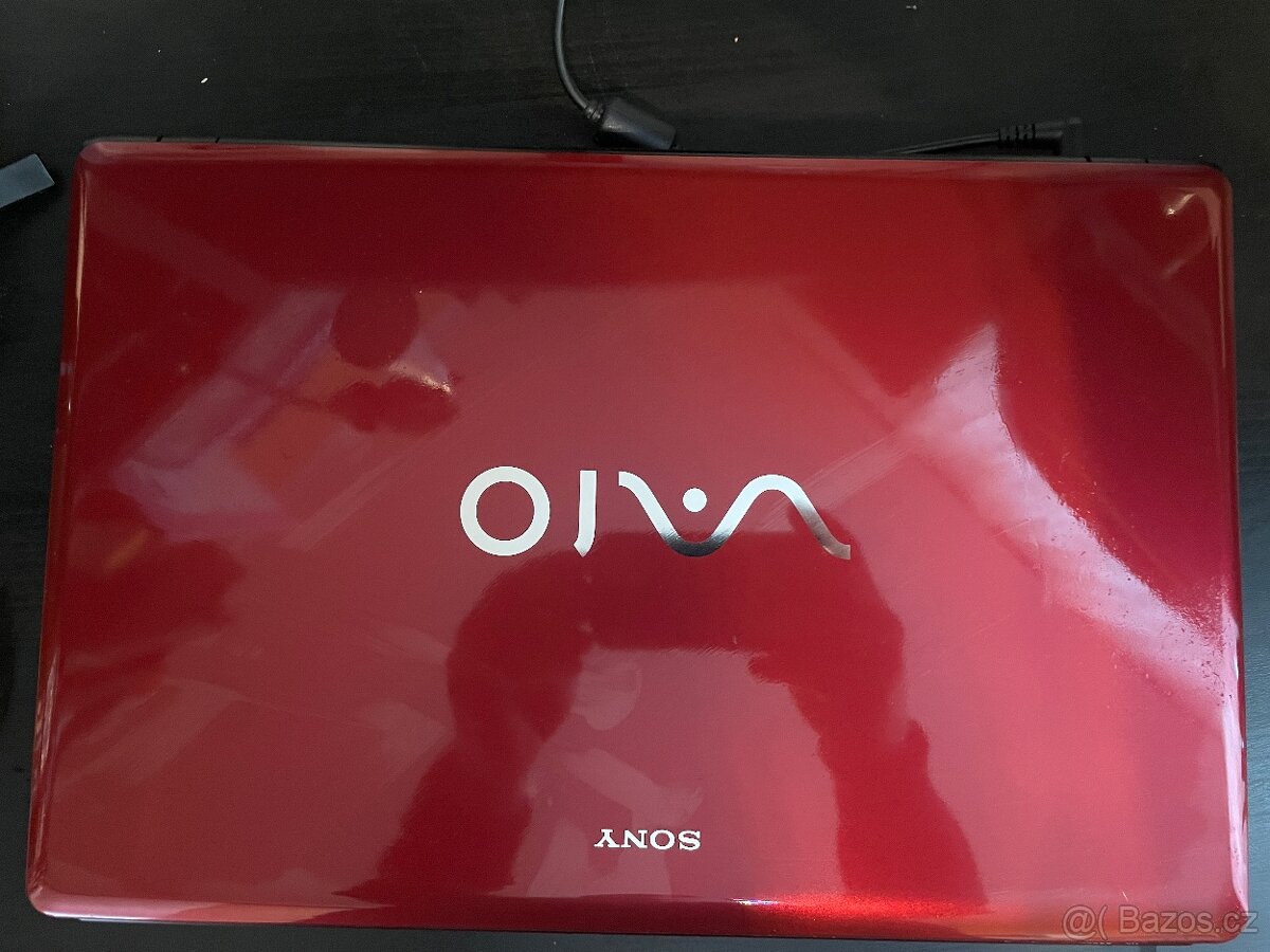 Funkční notebook SONY VAIO - 3