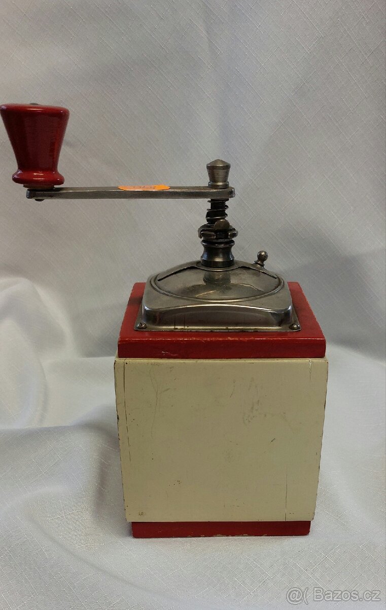 Mlýnek na kávu - 3