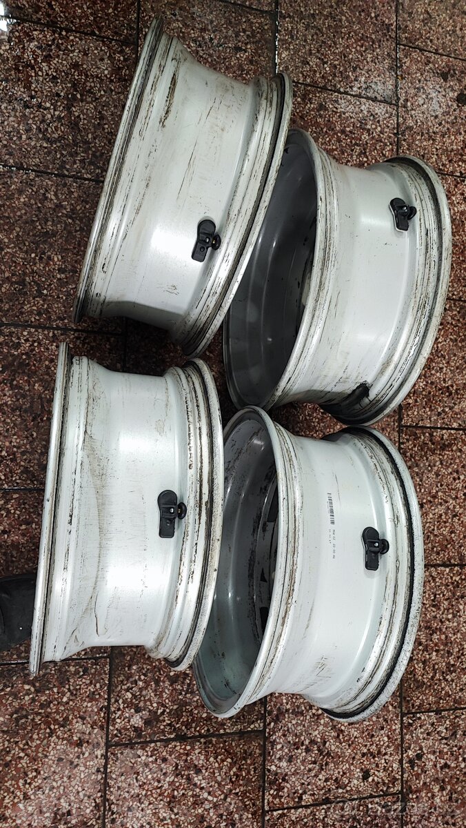 ALU originální disky HYUNDAI 17' se senzory tlaku - 3