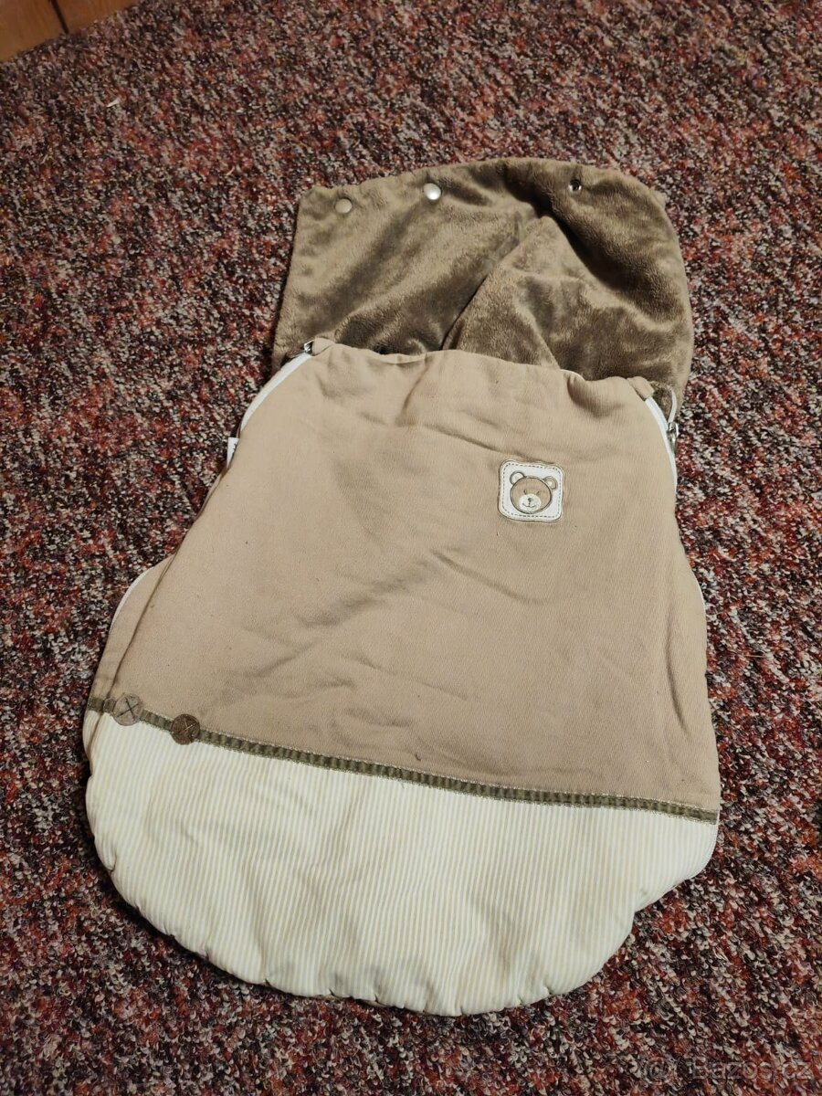 Vajíčko Inglesina s nástavcem do auta - černé - 3