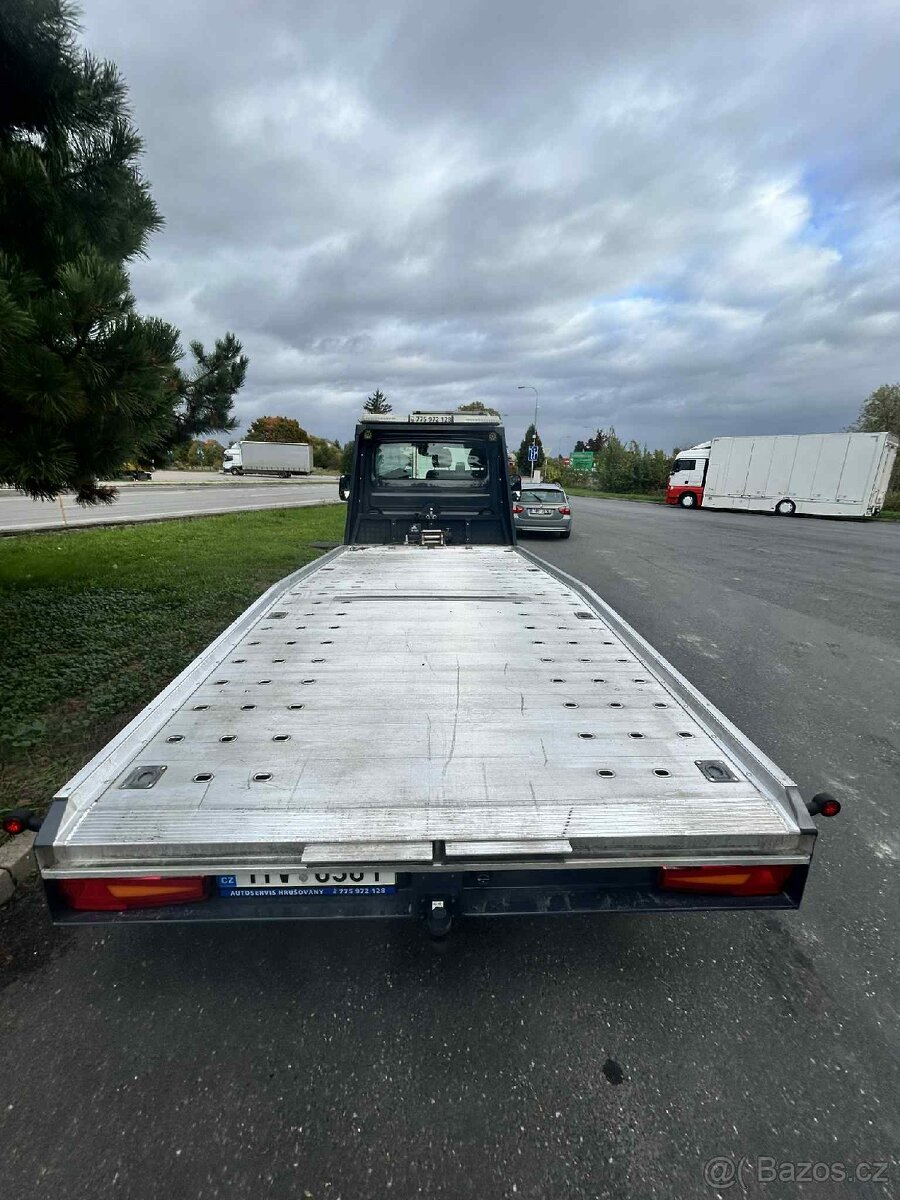 Iveco Daily odtahovka - 3