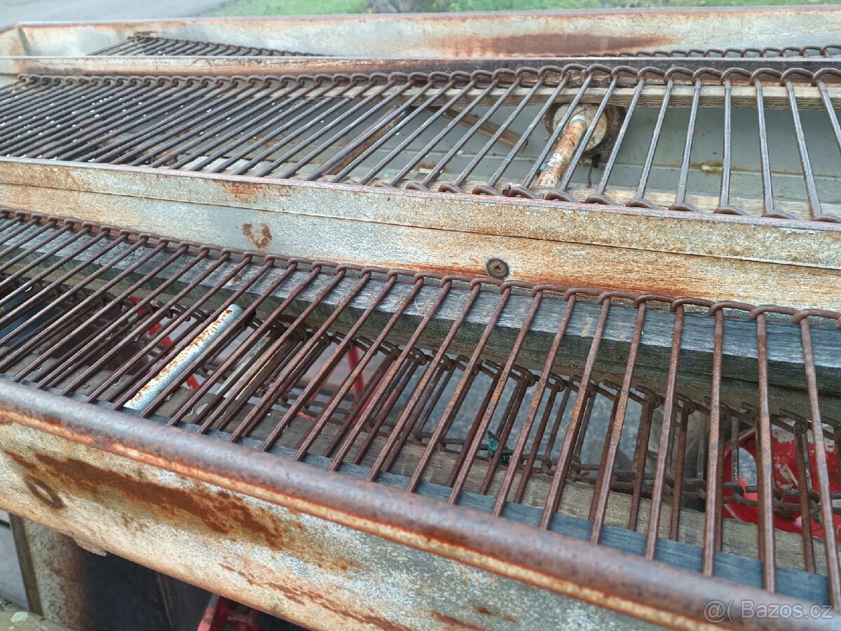 Prodám bramborový kombajn Samro - 3