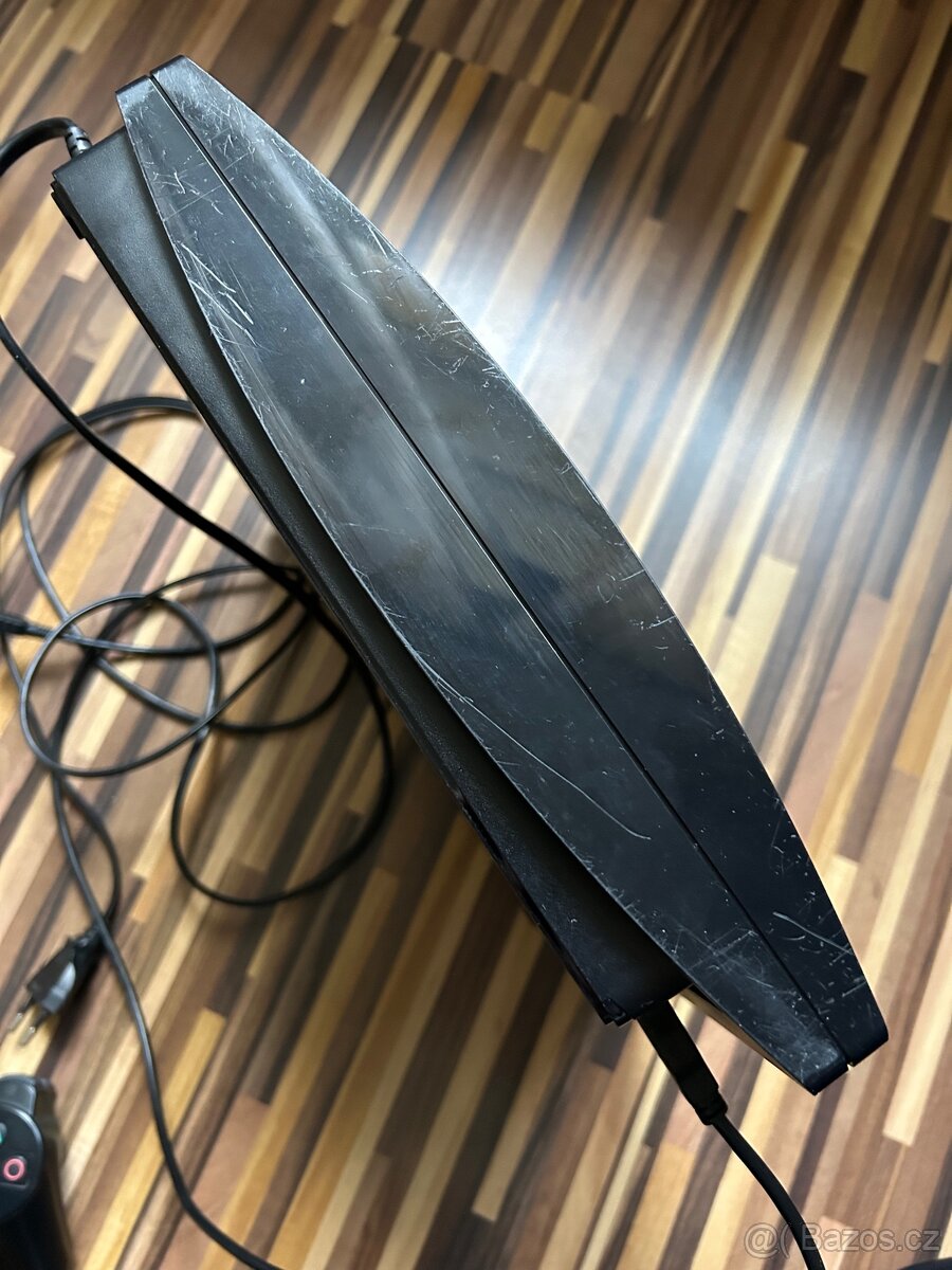 Playstation 3 Slim 320GB + ovládač + 6 hier - 3